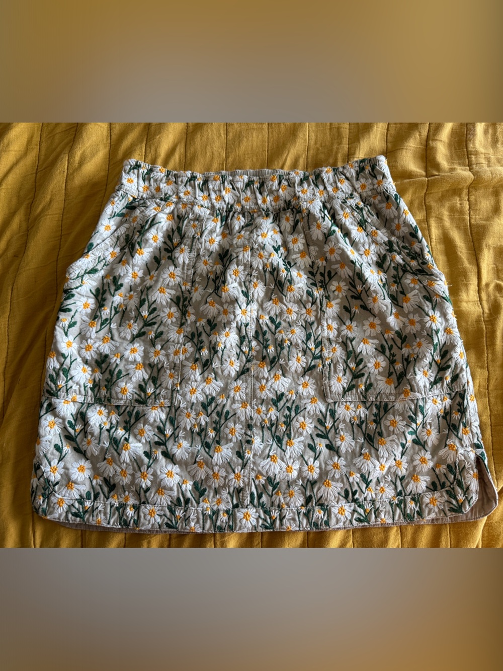 Maeve Daisy Floral Embroidered Mini Skirt - Lined